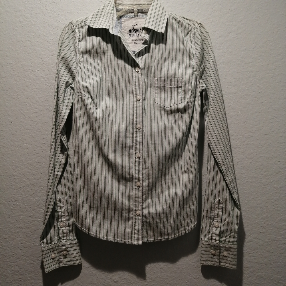 NWOT Mossimo Supply Co. Green Striped Button Up Cotton Shirt - Size XSmall